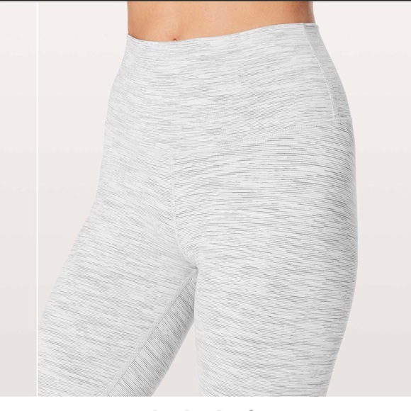 Lululemon" Wunder Under Crop Hi Rise *21" - Picture 13 of 16